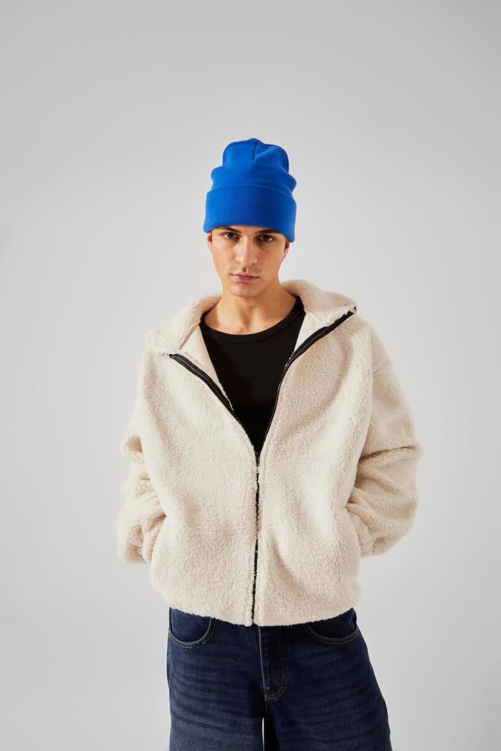 Yazı Naskışlı Krem Peluş Sweatshirt