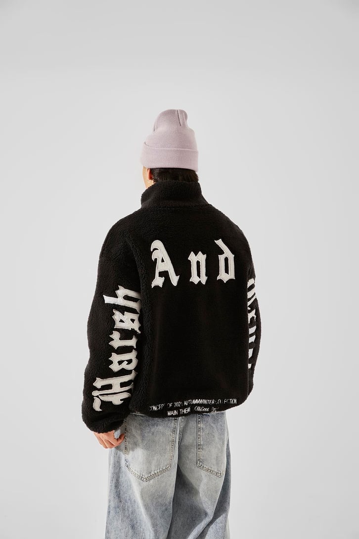 Yazı Naskışlı Siyah Peluş Sweatshirt