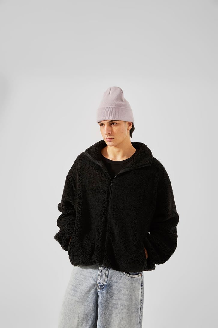 Yazı Naskışlı Siyah Peluş Sweatshirt