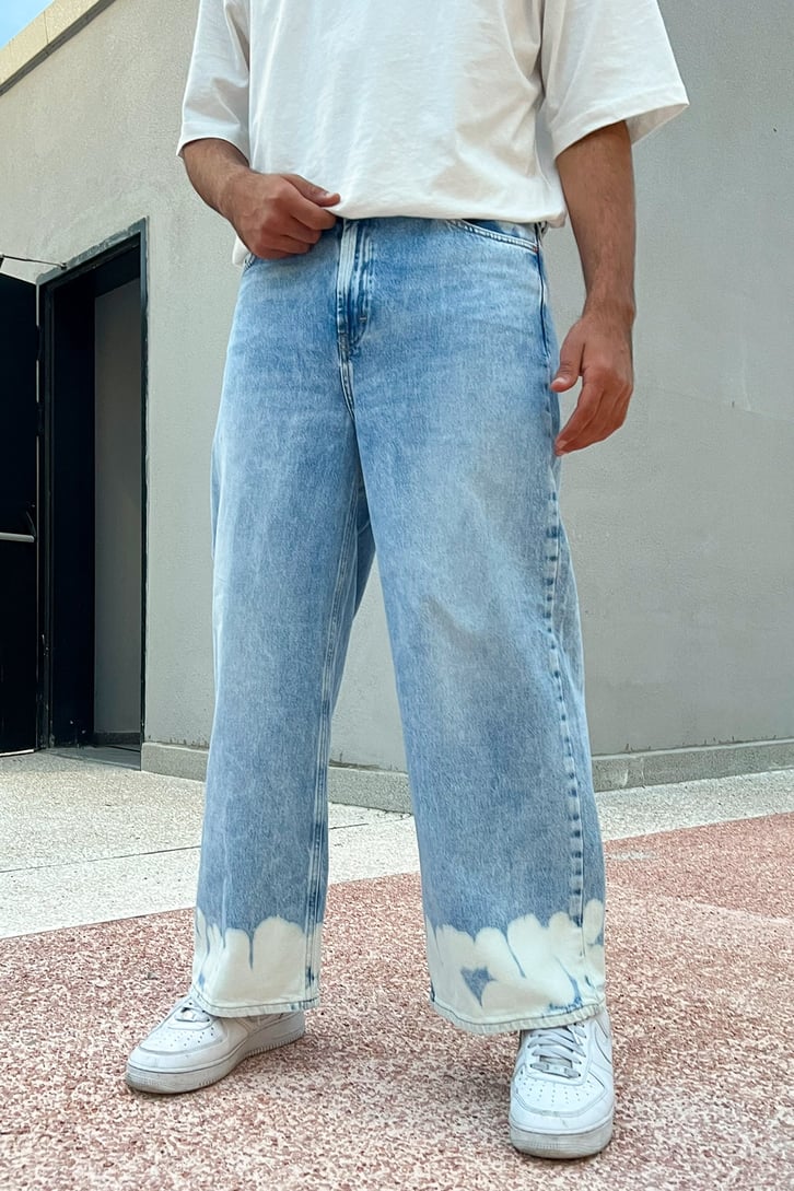 Yıkama Desenli Buz Mavi Baggy Jean
