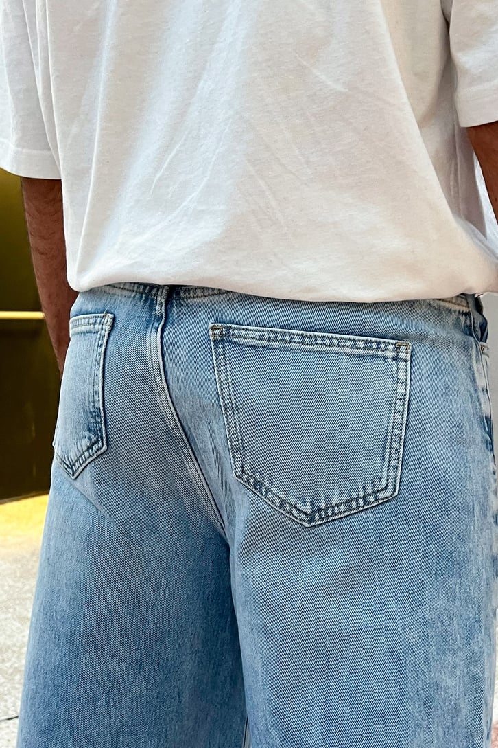 Yıkama Desenli Buz Mavi Baggy Jean