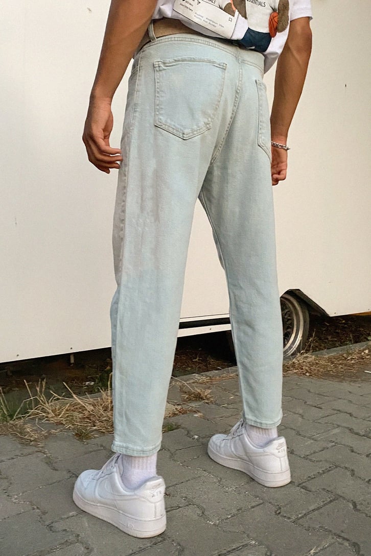 Yıkamalı Buz Mavi Mom Fit Jean