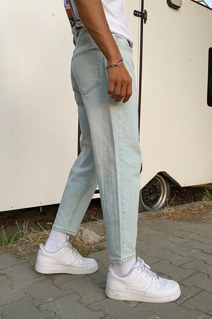 Yıkamalı Buz Mavi Mom Fit Jean
