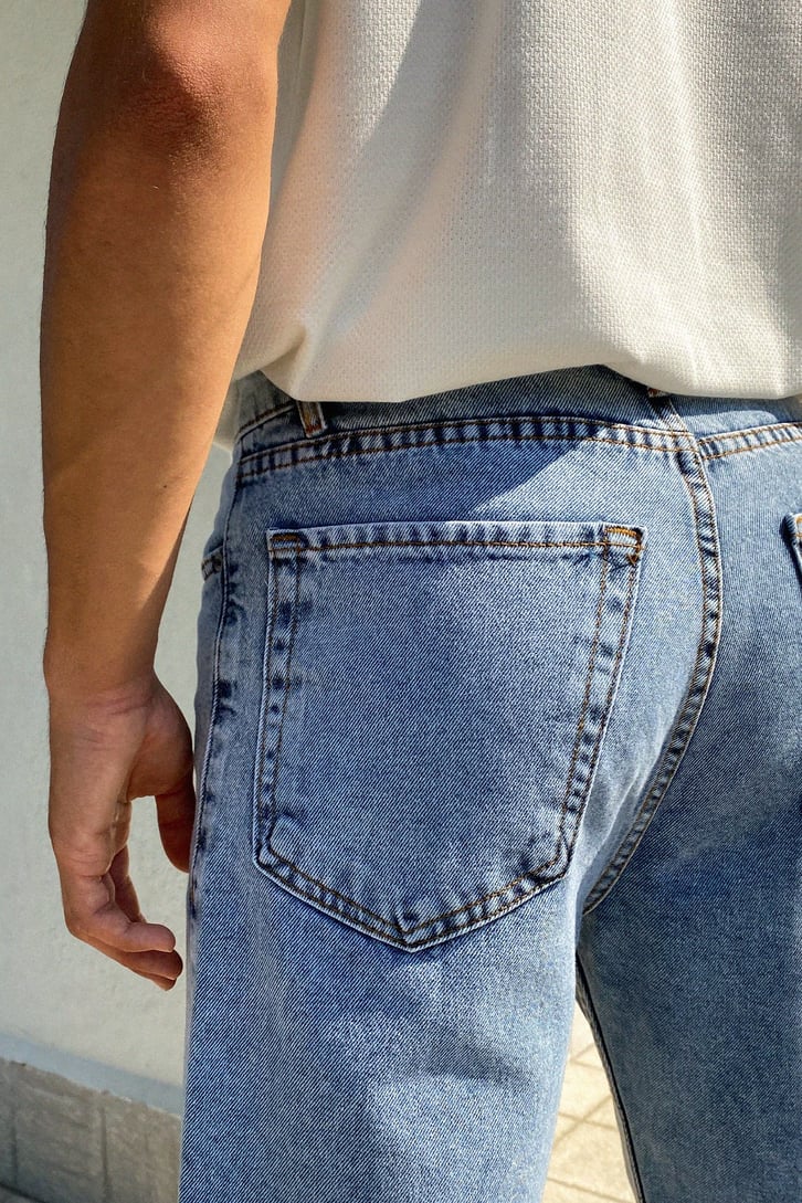 Yıkamalı Buz Mavi Regular Fit Jean