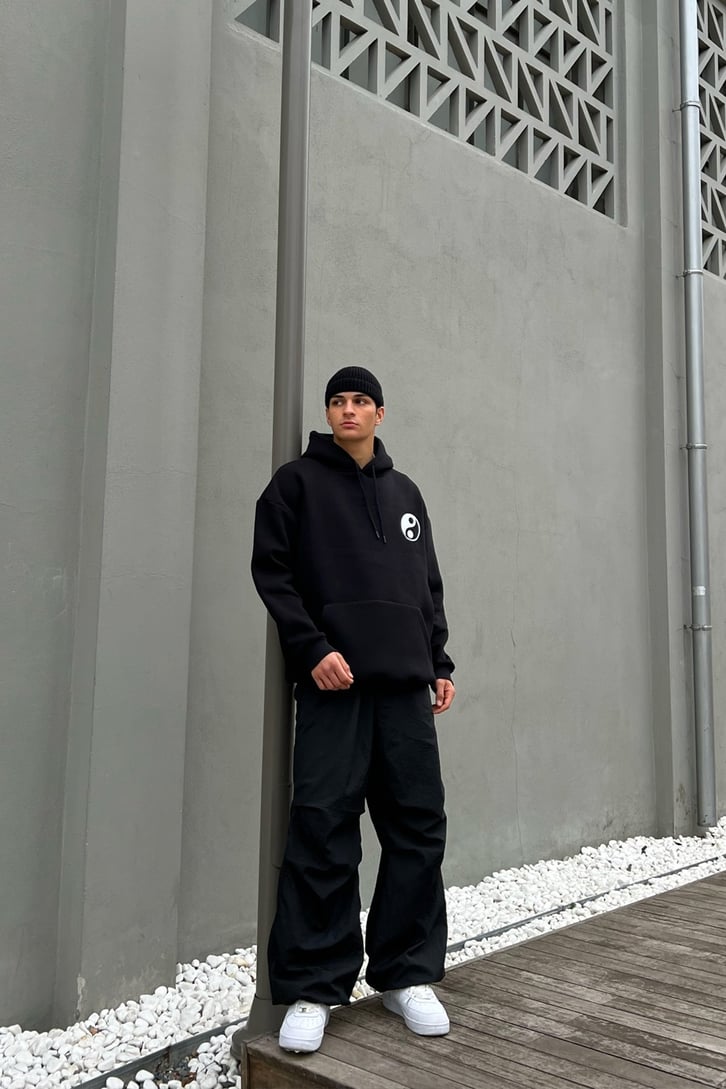 Yin-Yang Baskılı Siyah Hoodie