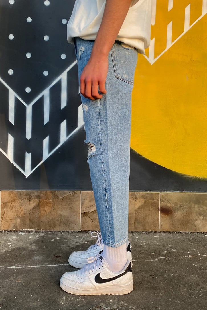 Yırtık Detaylı Kısa Mavi Mom Jean
