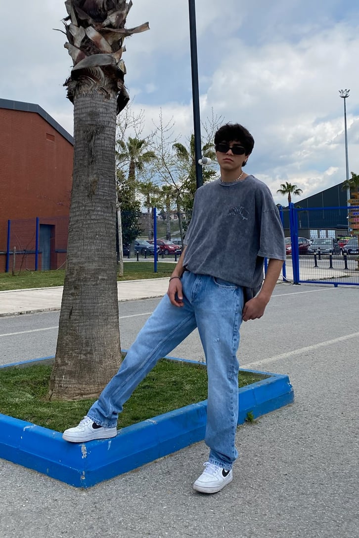 Yırtık Detaylı Mavi Baggy Jean