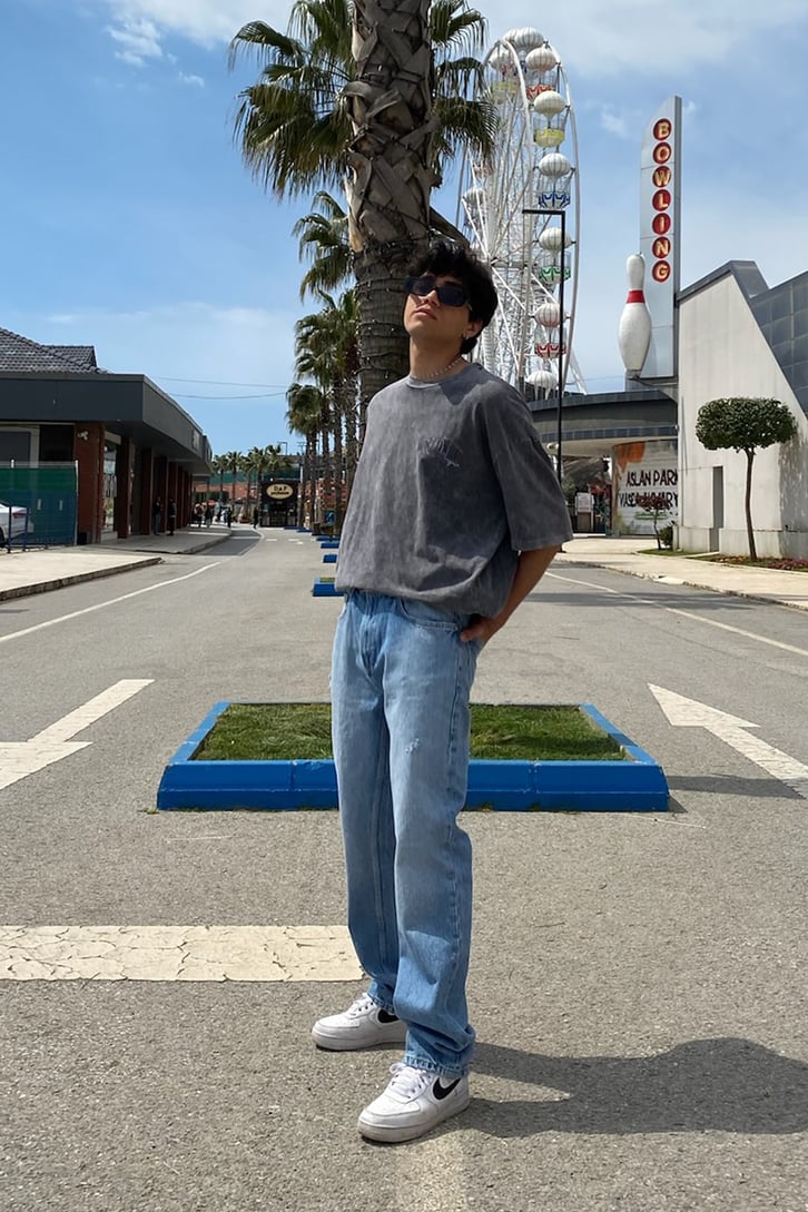 Yırtık Detaylı Mavi Baggy Jean