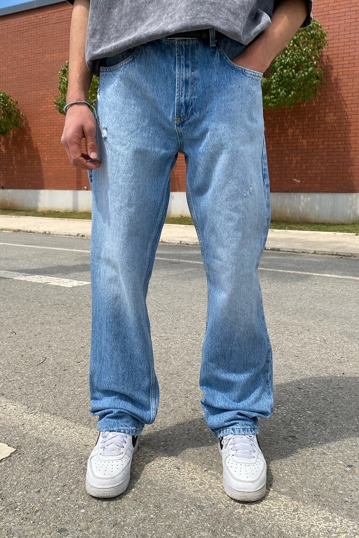 Yırtık Detaylı Mavi Baggy Jean