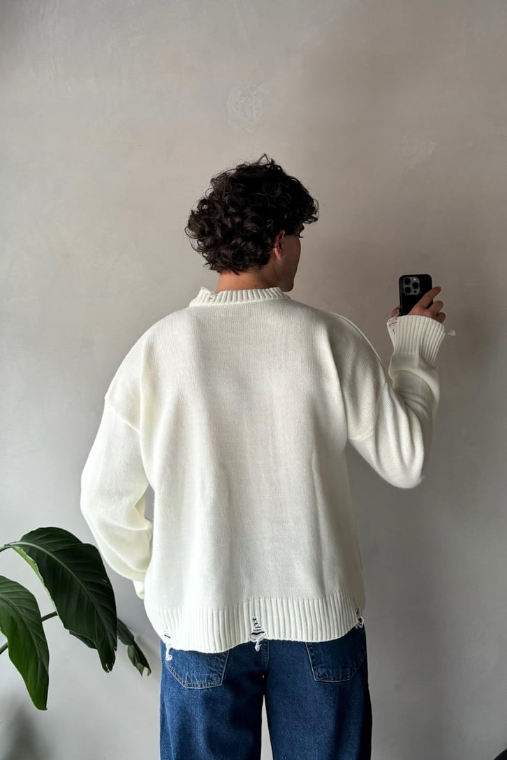 Yırtık Model Basic Kazak