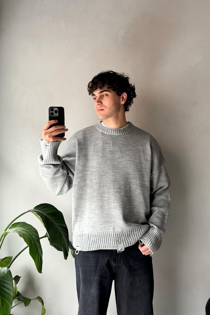 Yırtık Model Basic Kazak