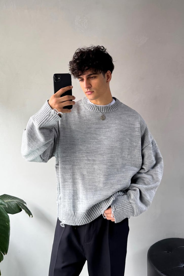 Yırtık Model Bisiklet Yaka Oversize Kazak