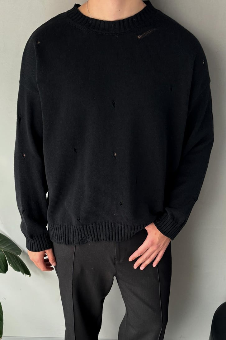 Yırtık Model Triko Kazak
