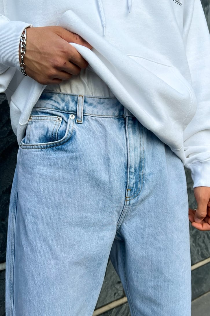 Yırtmaç Detay Buz Mavi Baggy Jean