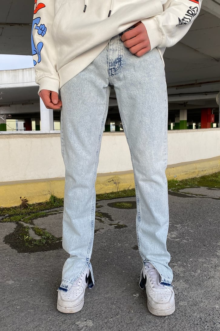 Yırtmaç Detay Buz Mavi Premium Jean