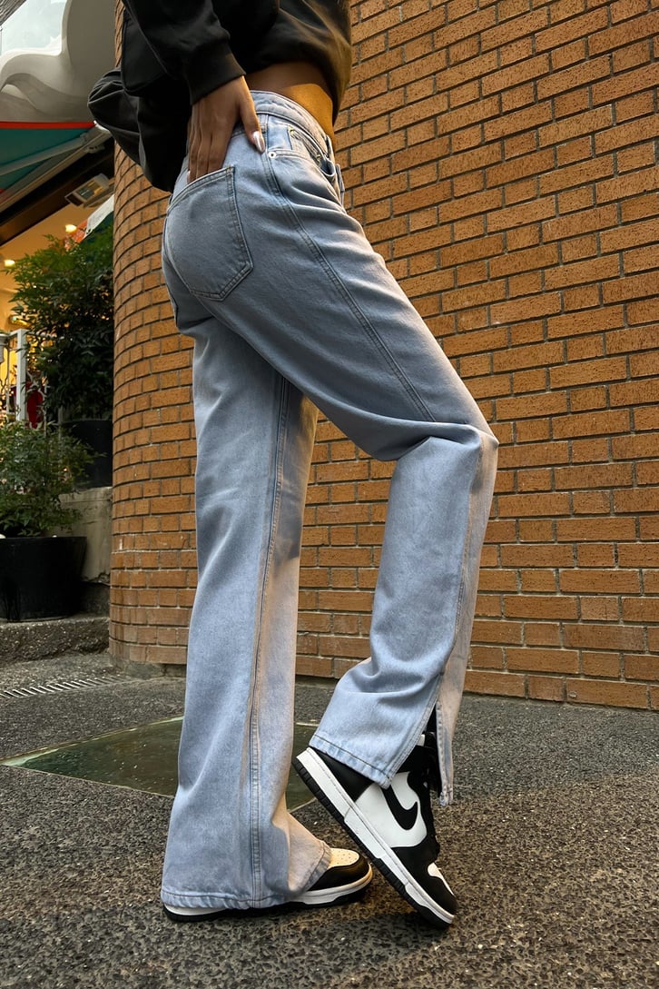 Yırtmaç Detay Mavi Baggy Jean