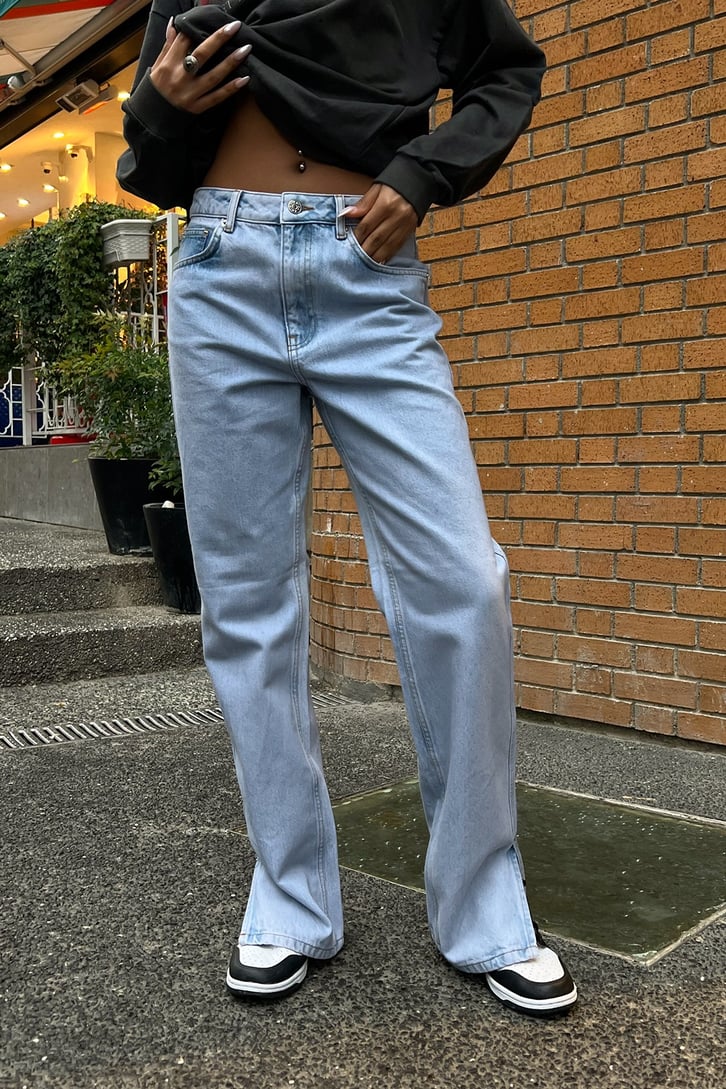 Yırtmaç Detay Mavi Baggy Jean