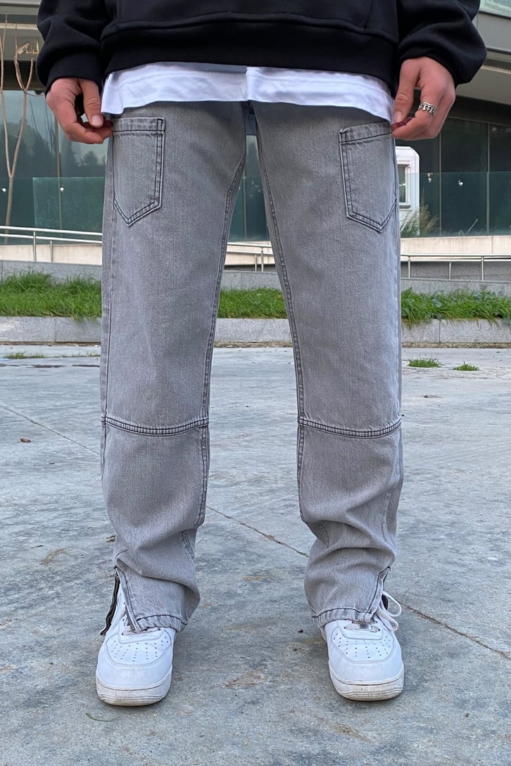 Yırtmaç Detay Special Edition Gri Taşlamalı Losse Fit Jean