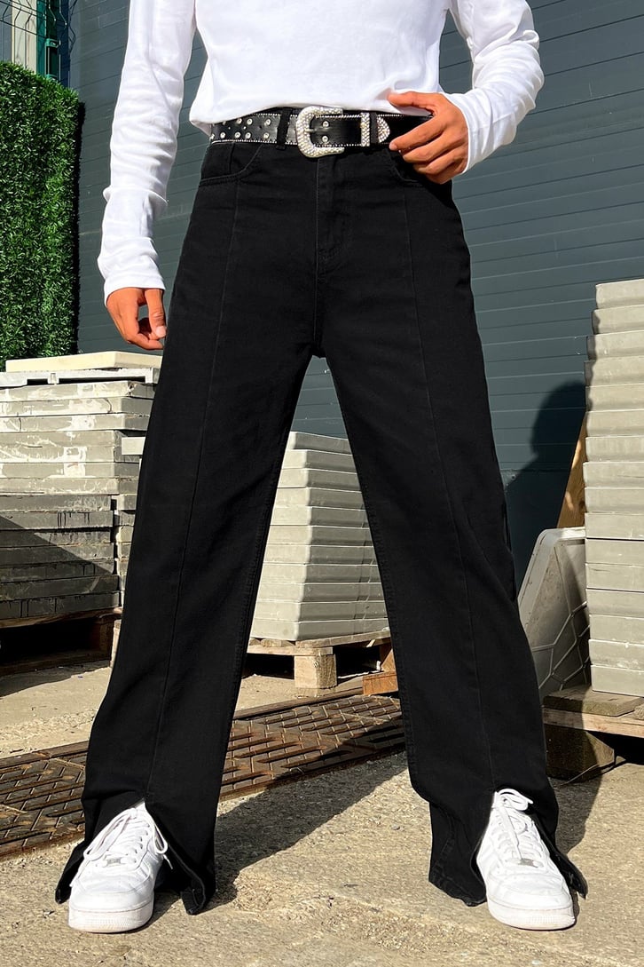 Yırtmaç Paça Detay Siyah Baggy Jean