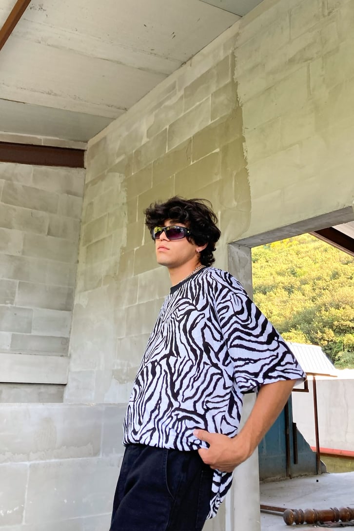 Zebra Desen Beyaz Oversize Tshirt