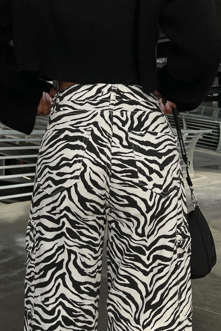 Zebra Desen Siyah Baggy Jean