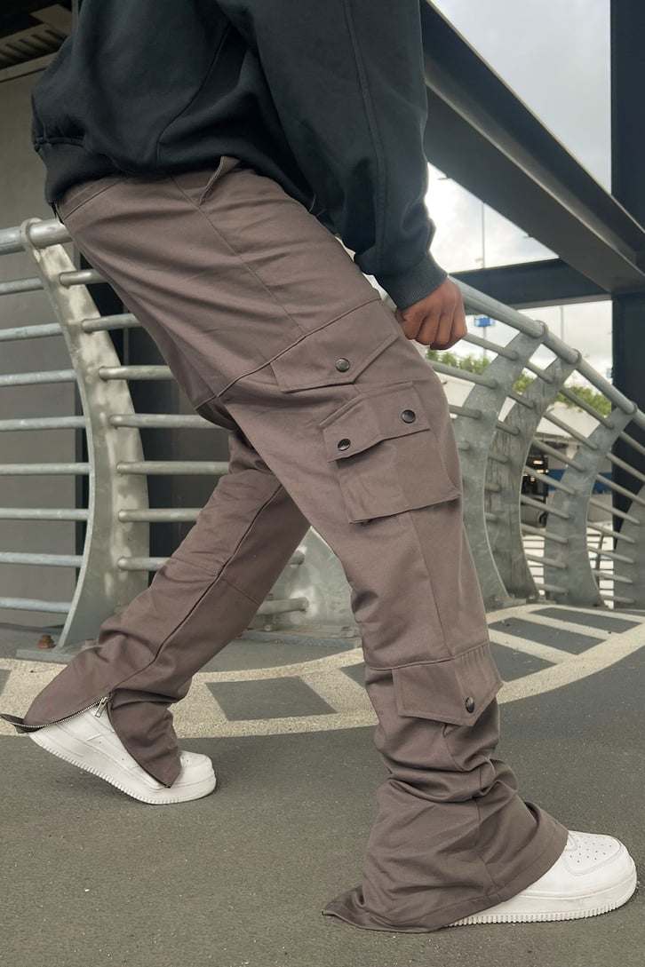 Zip Yırtmaç Detay Cepli Gri Regular Pantolon