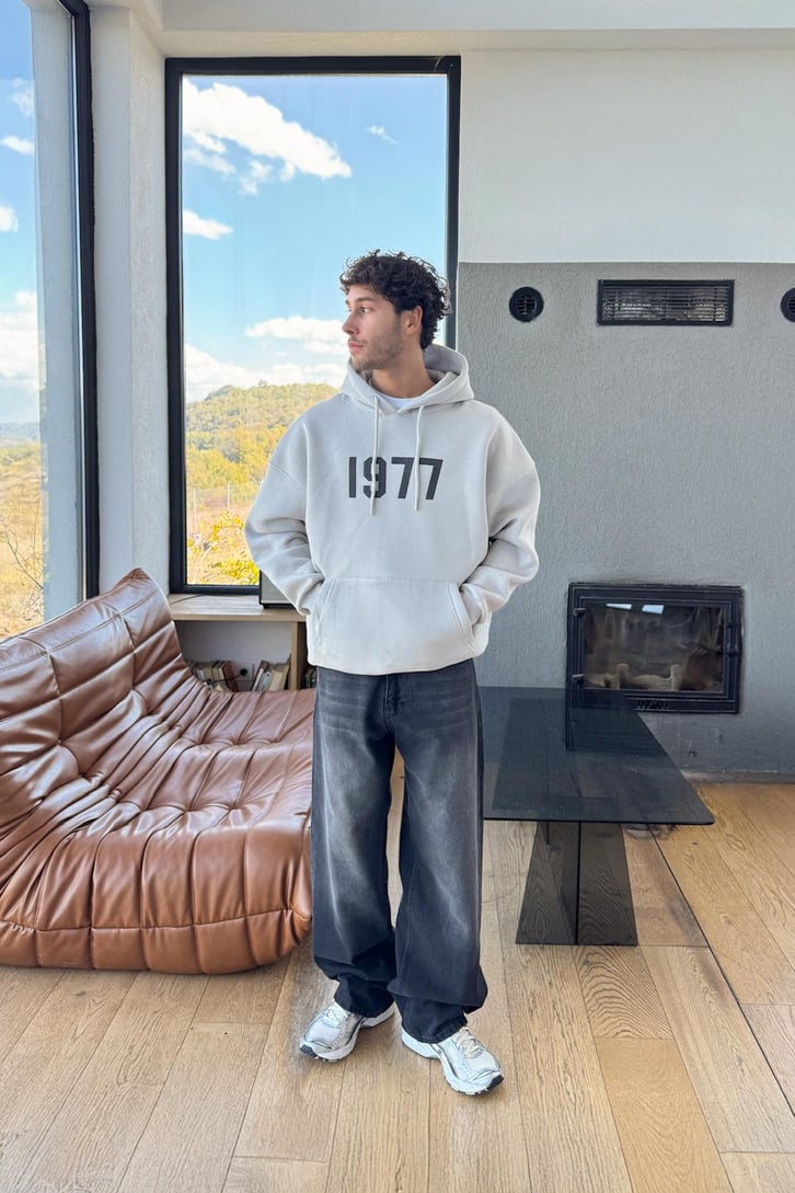 1977 Baskılı Sweatshırt