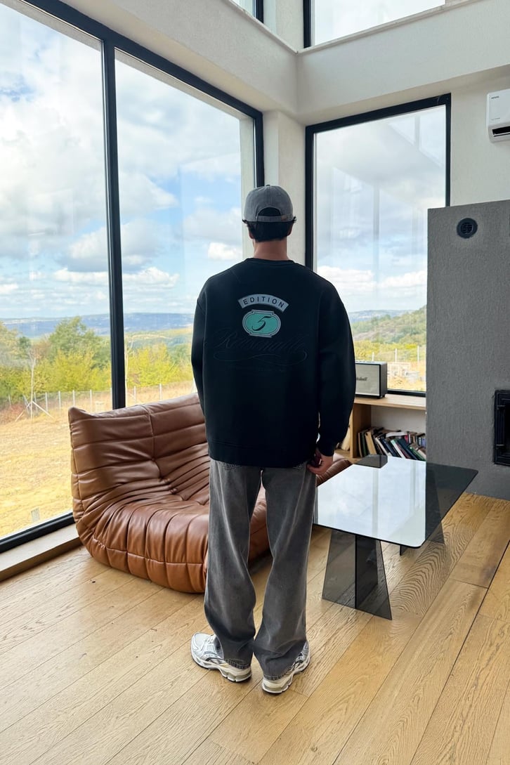 2F Studio Baskılı Sweatshirt