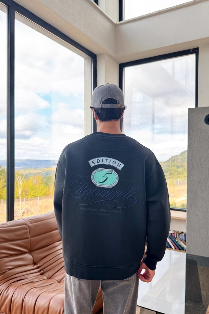 2F Studio Baskılı Sweatshirt