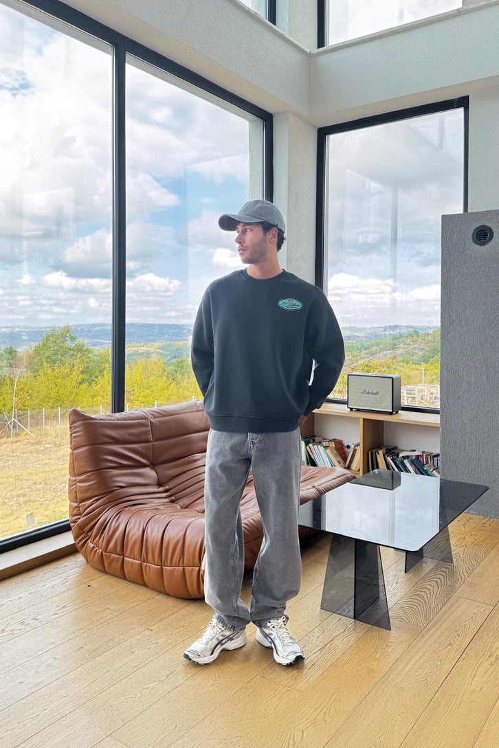2F Studio Baskılı Sweatshirt