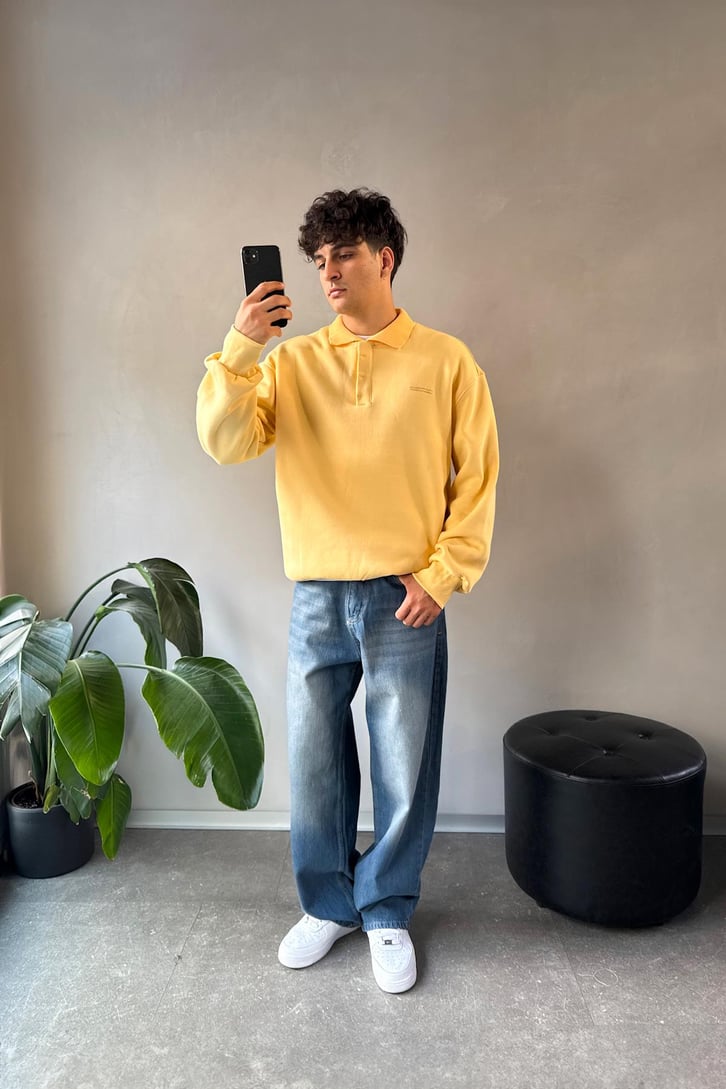 3D Minimal Baskılı Çıtçıt Yaka Oversize Sweatshirt