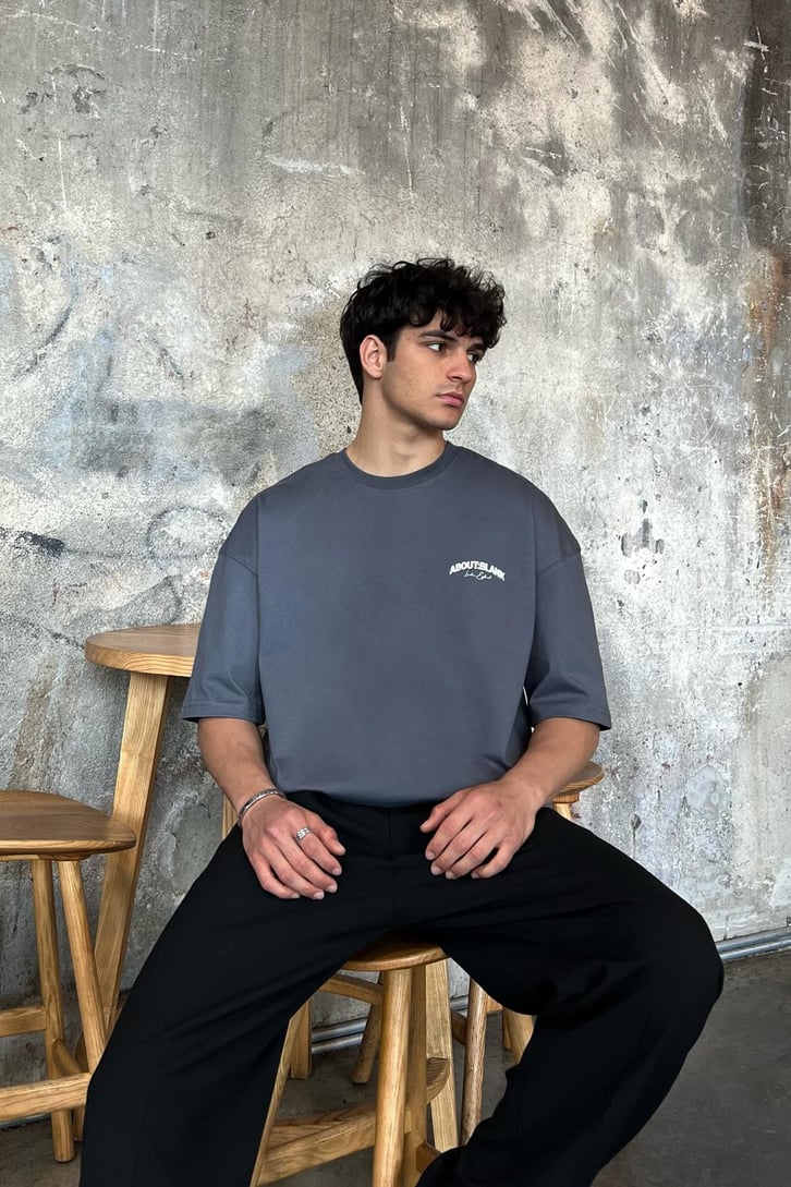 About Baskılı Füme Oversize Tişört