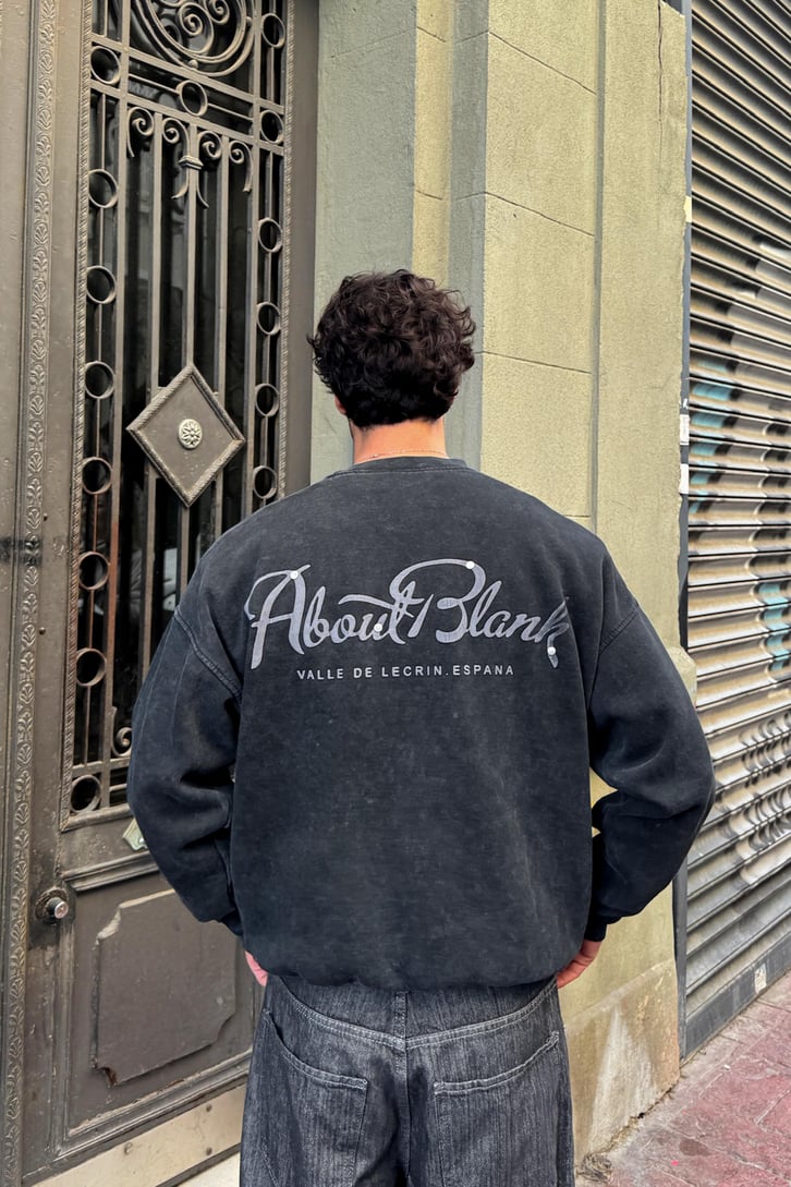 About Blank Baskılı Crop Sweatshirt