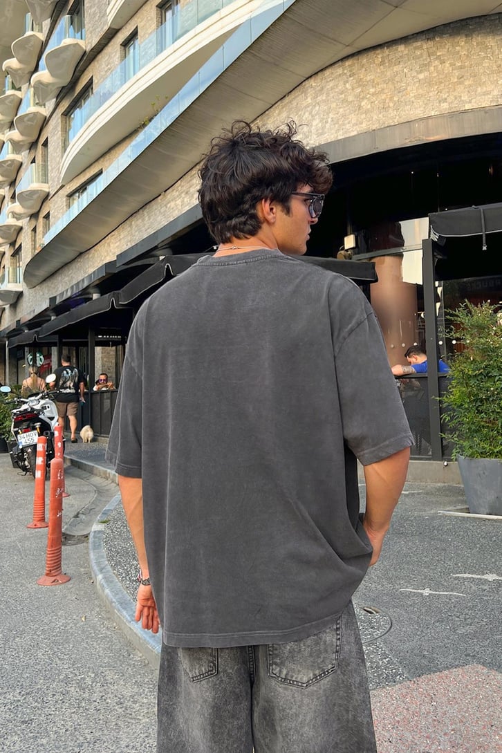 Acid Wash Cosmos Taş İşlemeli Oversize Tişört