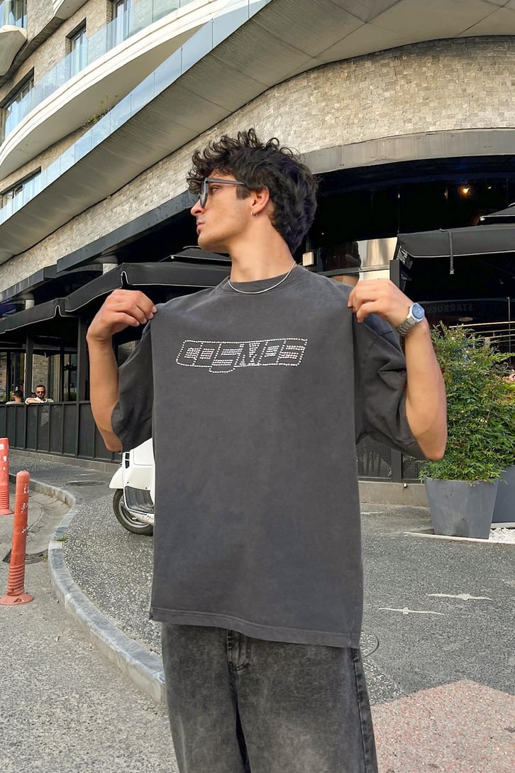 Acid Wash Cosmos Taş İşlemeli Oversize Tişört