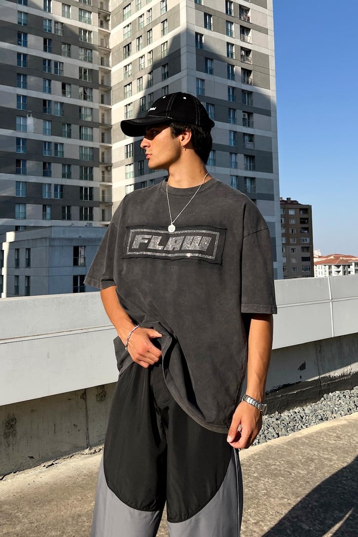 Acid Wash Flaw Taş İşlemeli Oversize Tişört