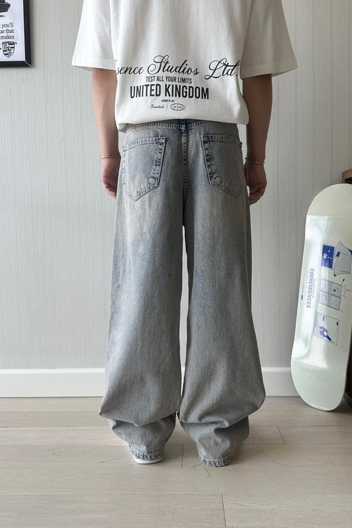 Acid Wash Super Baggy Jean