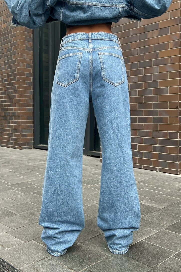 Açık Cep Detay Mavi Baggy Jean