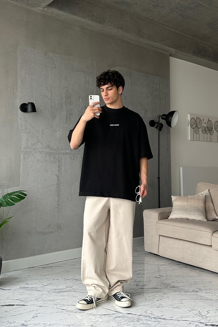 Adult S Swim Baskılı Siyah Oversize Tişört