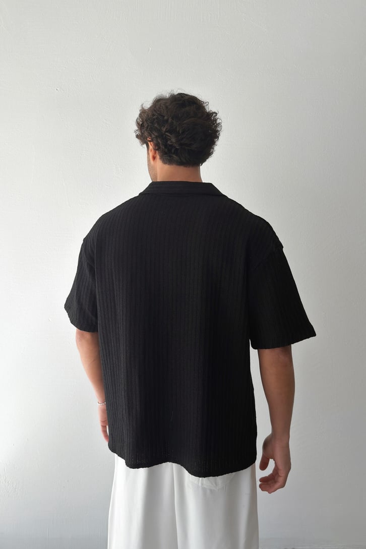 Apaş Yaka Örme Triko Gömlek