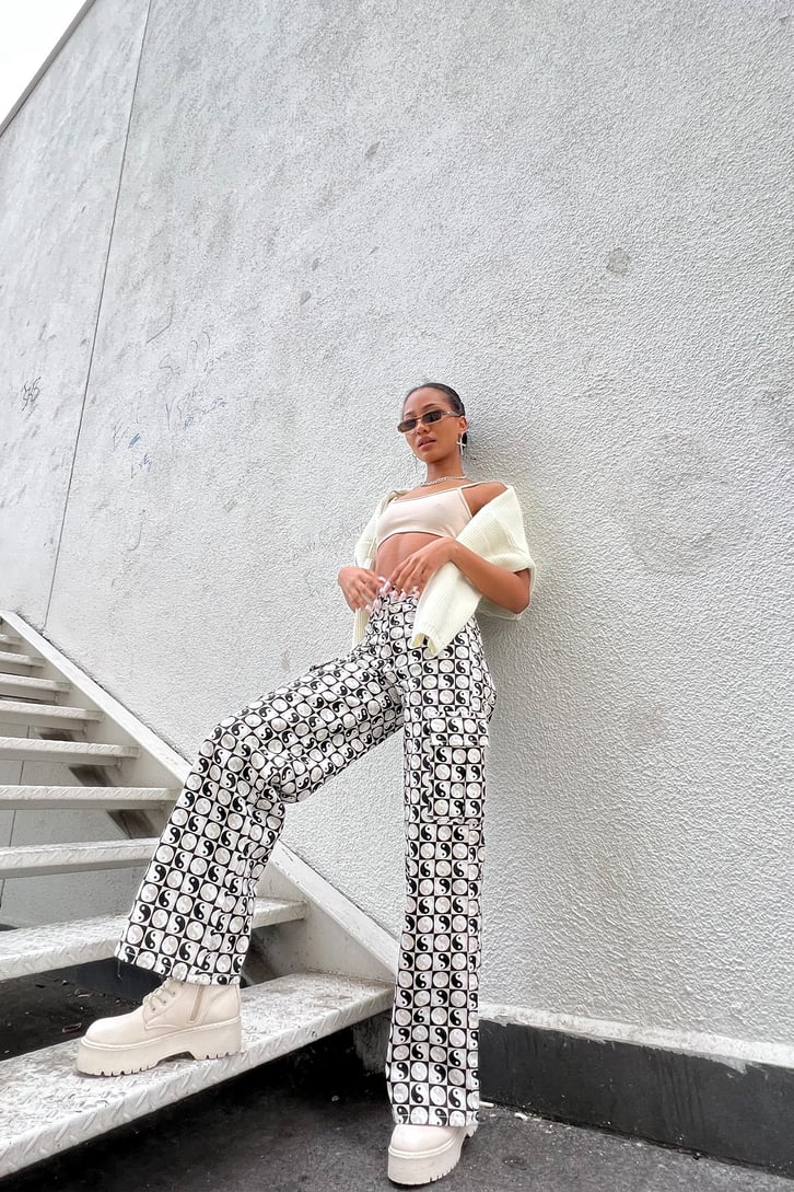 Askılı Bej Kaşkorse Crop