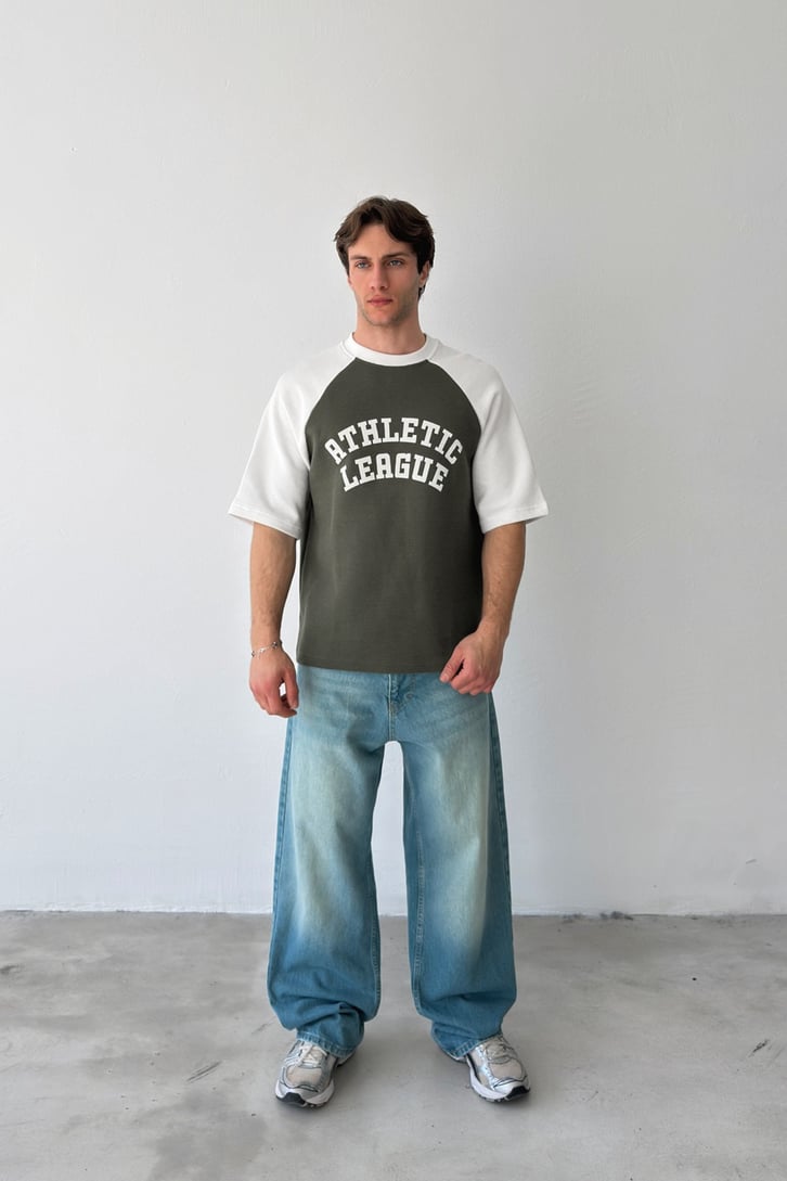 Athletic Baskılı Reglan Kol Tişört