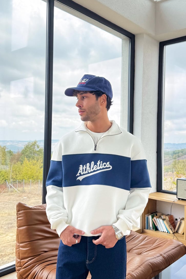 Athletic Nakışlı Half Zip Sweatshirt