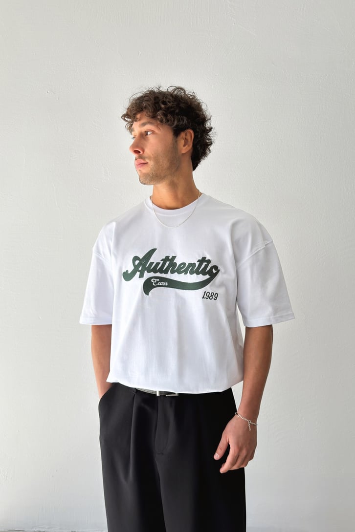 Authentic Nakışlı Tişört
