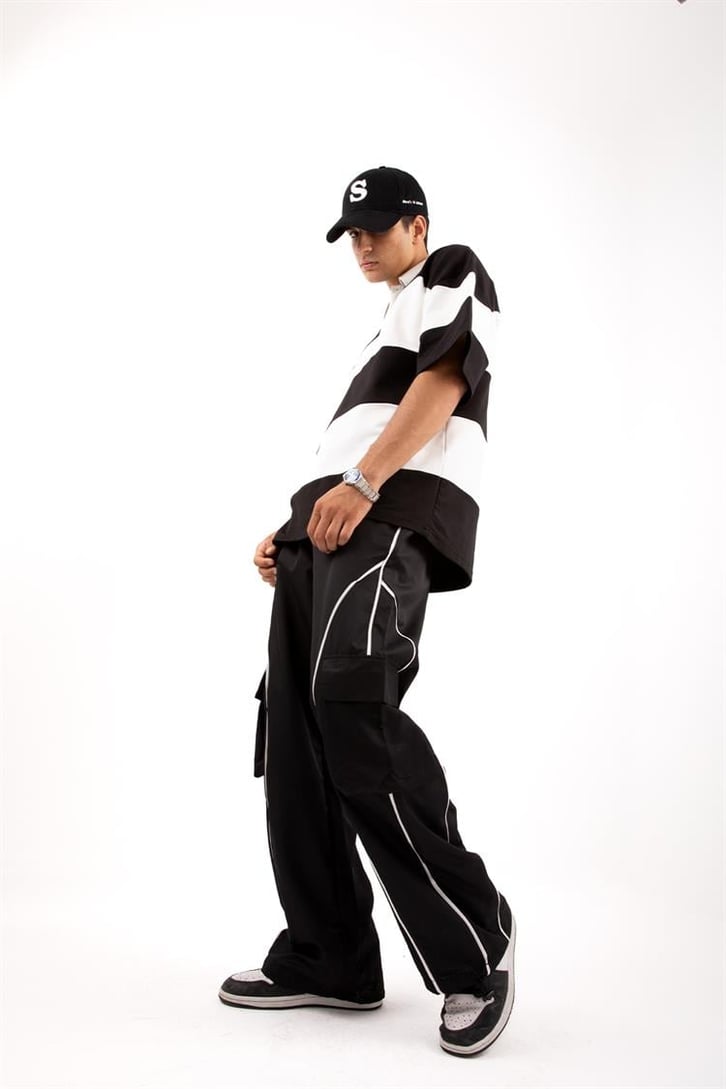 Ayarlanabilir Paça Kargo Cepli Siyah Paraşüt Pantolon