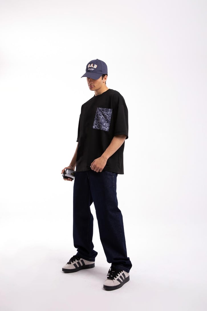 Bandana Desen Cep Detaylı Oversize Tshirt