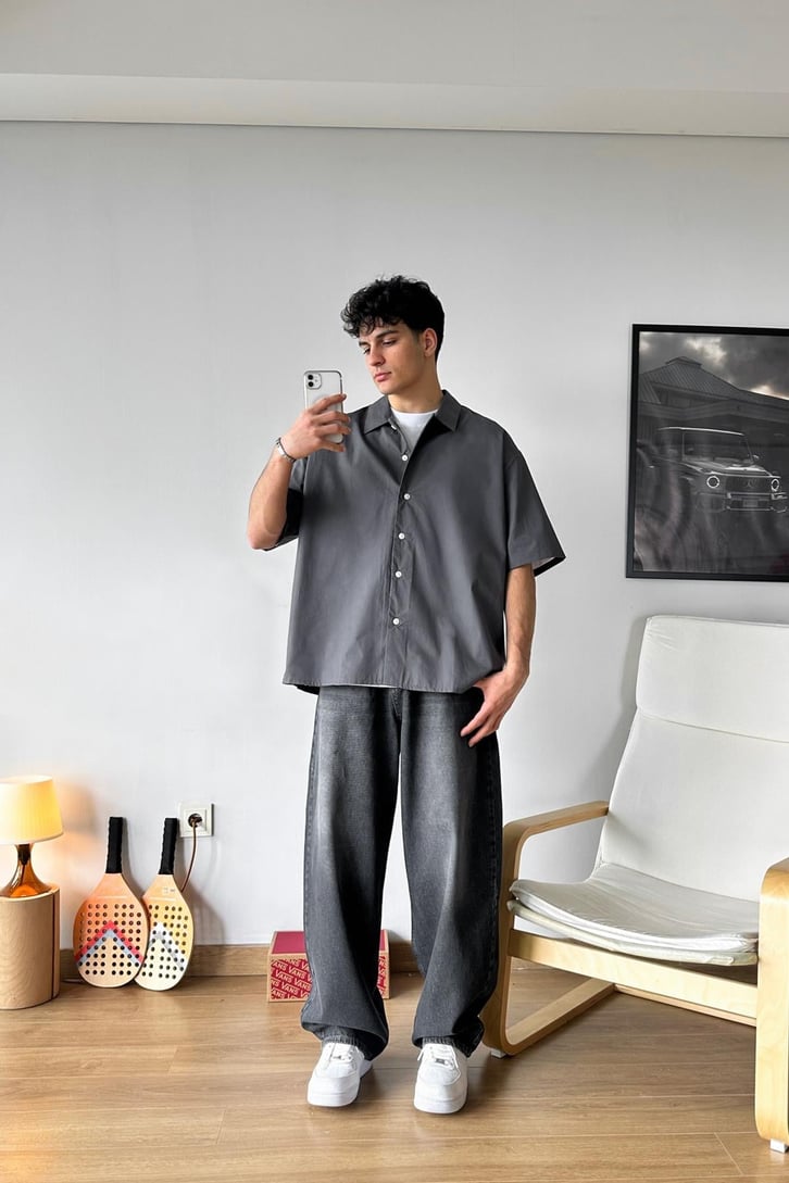 Basic Antrasit Kısa Kollu Oversize Gömlek