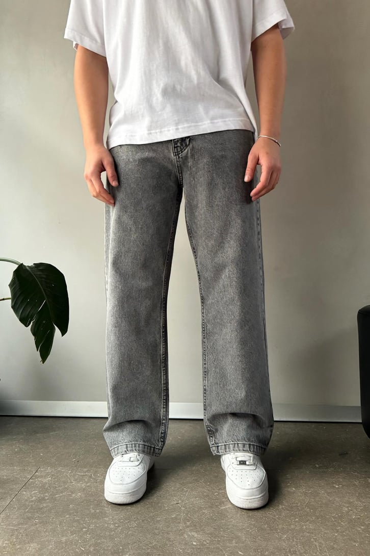 Basic Baggy Jean