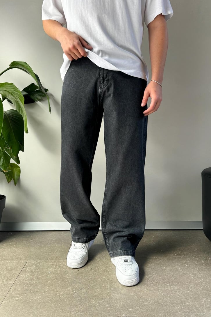 Basic Baggy Jean