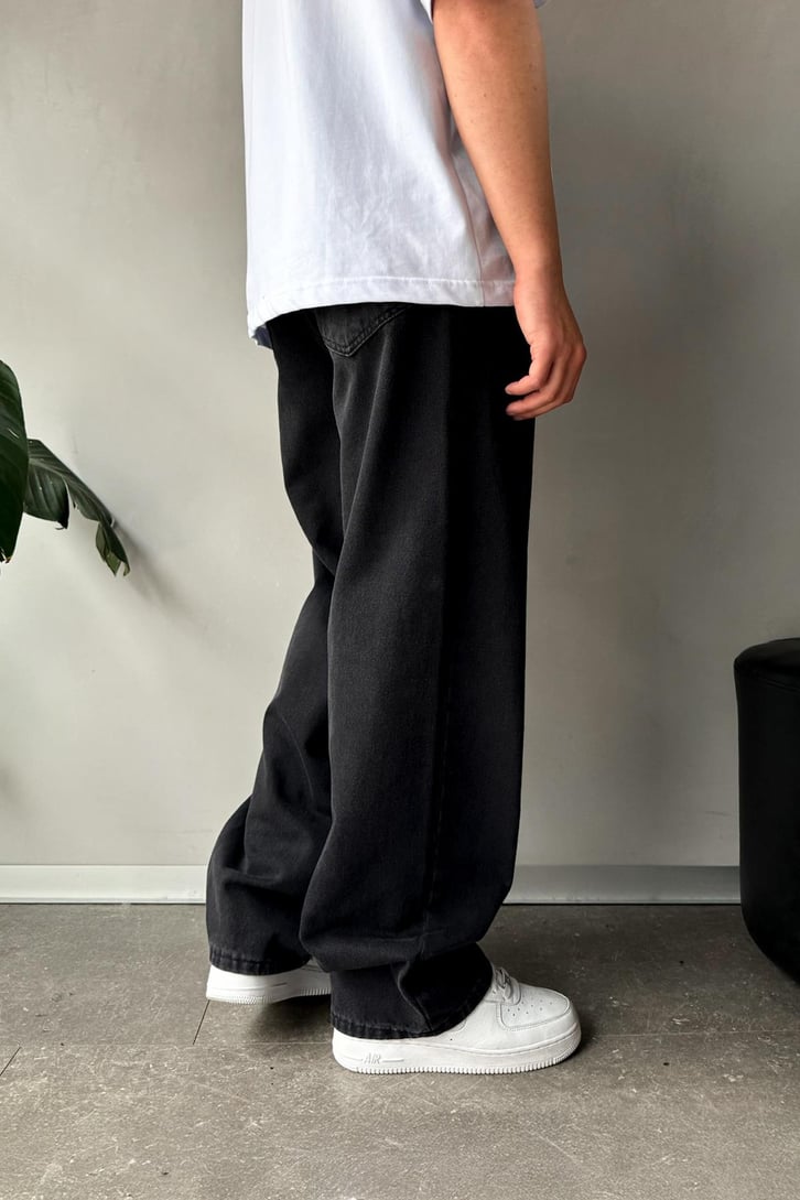 Basic Baggy Jean